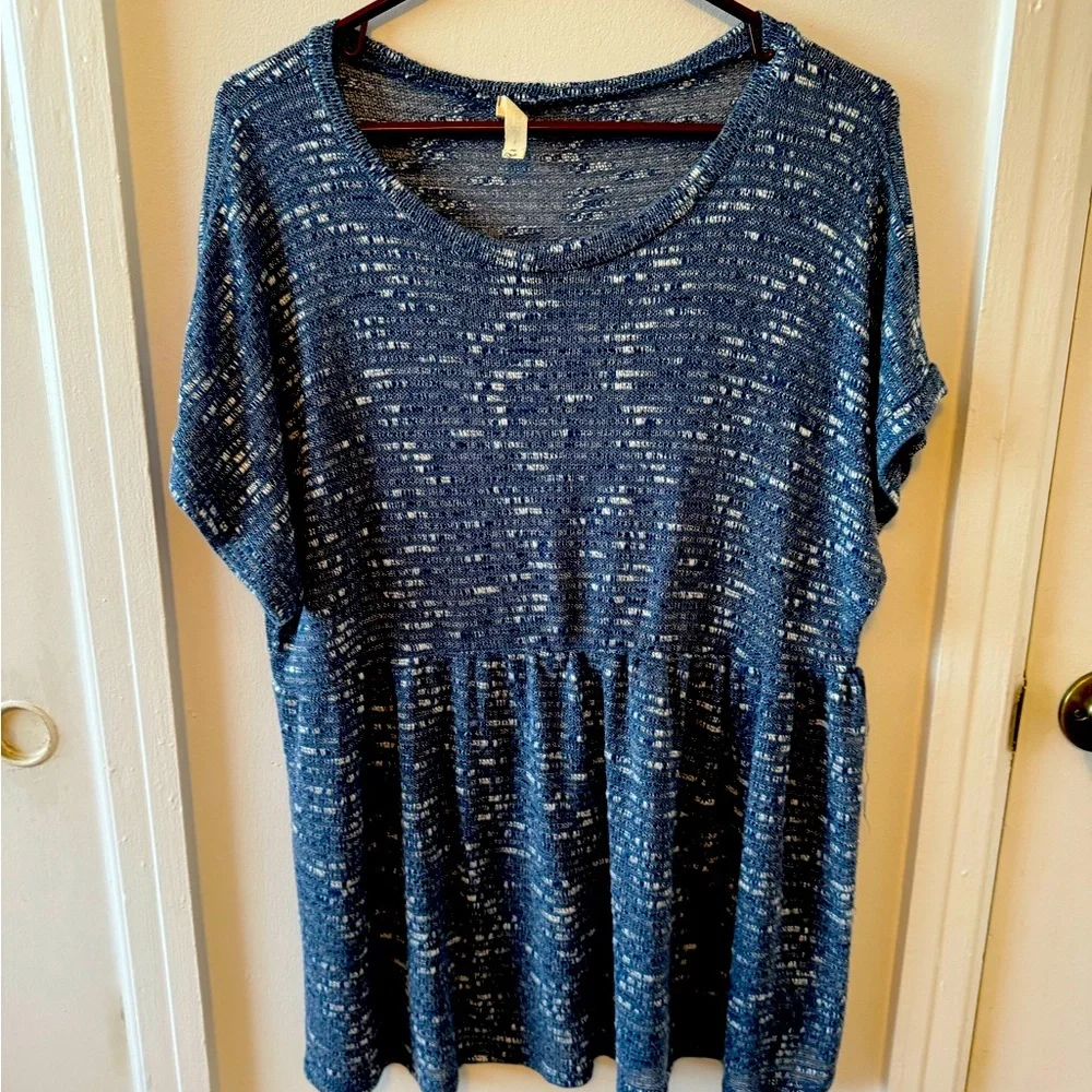 Tunic blouse - Picture 1 of 3